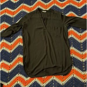 Black quarter length sleeve long lowing blouse. Size medium
